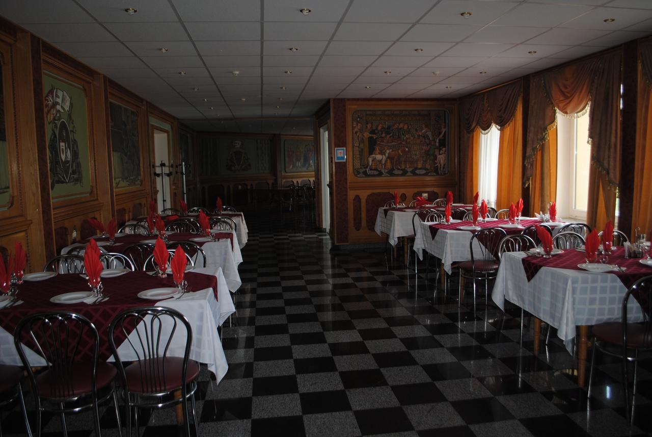 Hotel - Restaurant "Lion'S Heart" Velyka Omelyana Eksteriør billede