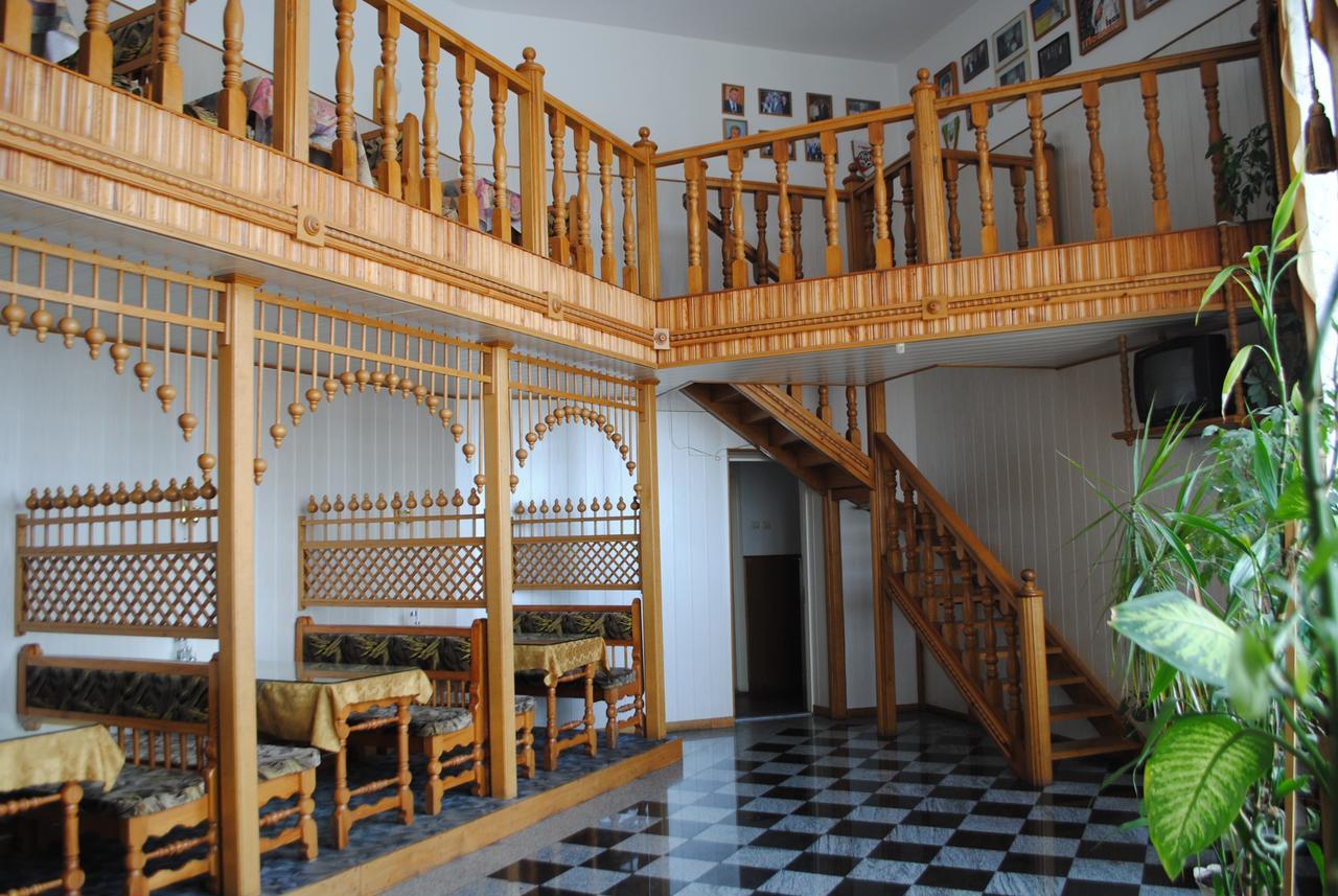 Hotel - Restaurant "Lion'S Heart" Velyka Omelyana Eksteriør billede